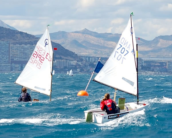 Tere Morató al Camionat de Catalunya d'Optimist 2012