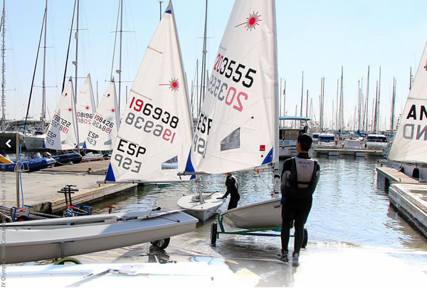 La vela del Gorka, de resquitllada, al Campionat d'Espanya de Laser 2018 - Foto © Pep Portas | Som Vela - FVCV